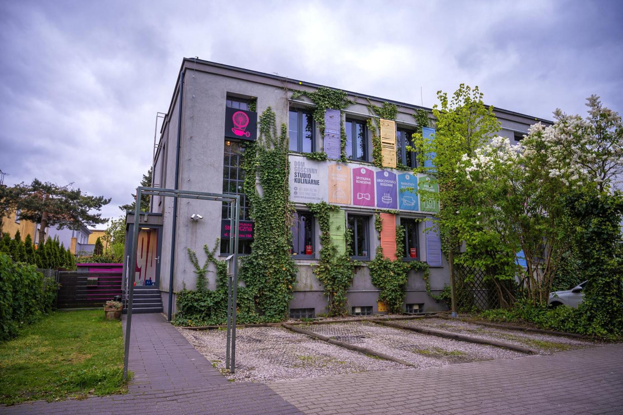 Bed and Breakfast Republika Sloneczna Poznaň Exteriér fotografie